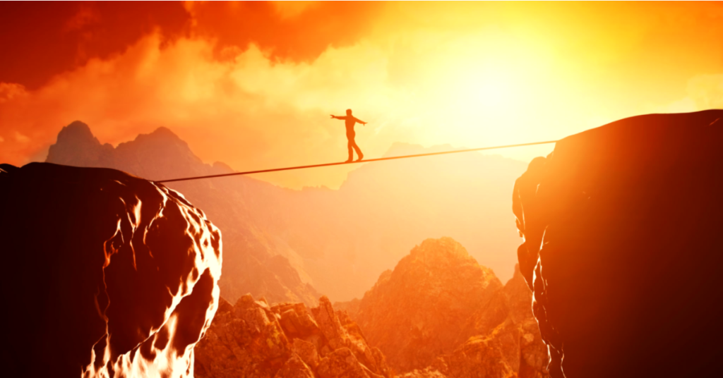 Vulnerabilitatea este esența legăturilor noastre cu alții. Când ne arătăm imperfecțiunile, invităm oamenii să vadă adevărata noastră ființă și, în același timp, îi încurajăm să facă la fel. Acest schimb sincer de emoții și experiențe este fundația relațiilor autentice și durabile.